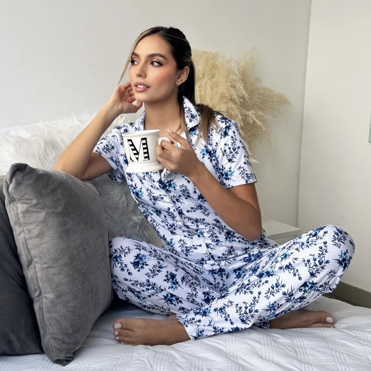 Pantalon y Camisa en Botones.