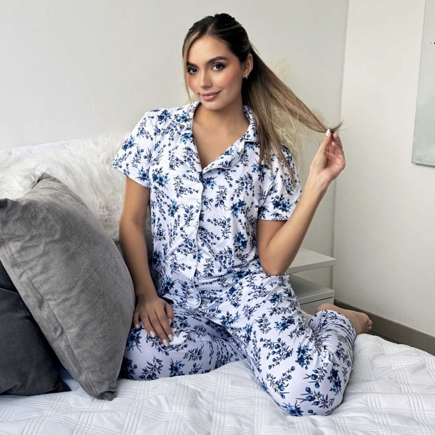 Pantalon y Camisa en Botones.