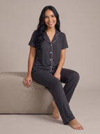 Pijama de botones con pantalón color negro