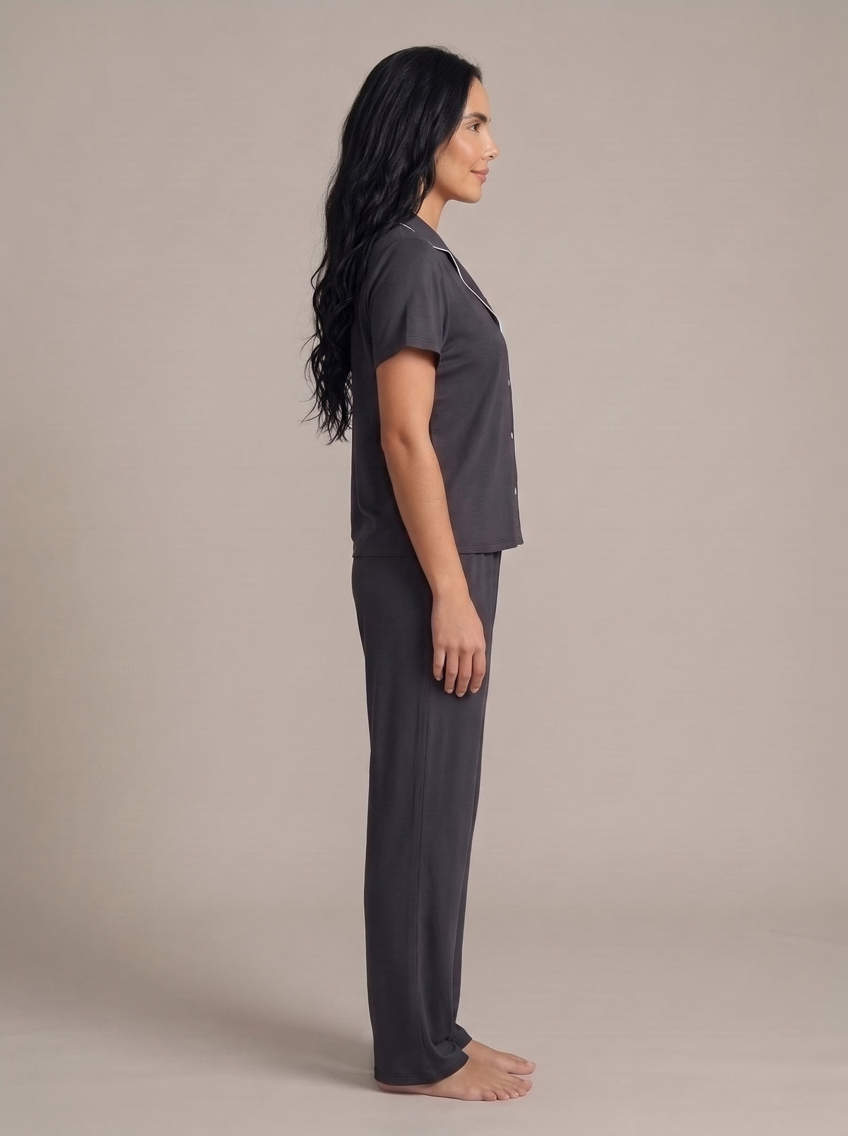 Pijama de botones con pantalón color negro