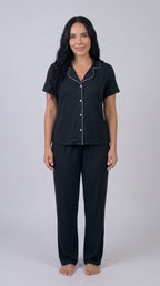 Pijama de botones con pantalón color negro